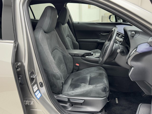 レクサス UX200 ブルーエディション