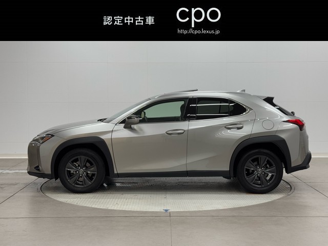 レクサス UX200 ブルーエディション