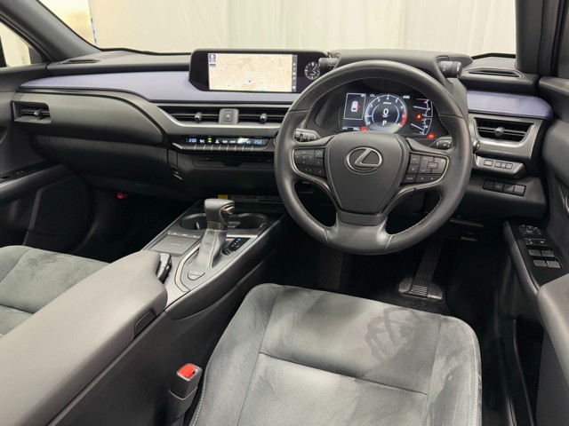 レクサス UX200 ブルーエディション