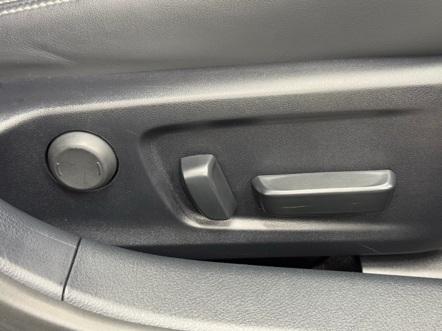 レクサス IS300h VERSIONL