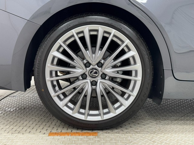レクサス IS300h VERSIONL