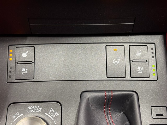 レクサス RC300 F SPORT