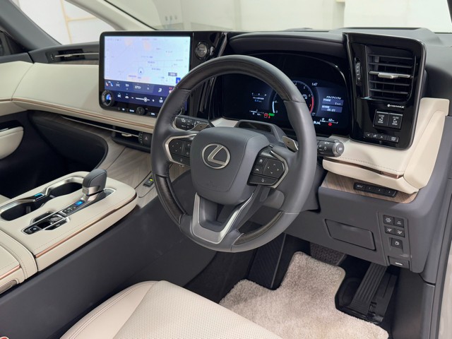 レクサス LM500h EXECUTIVE