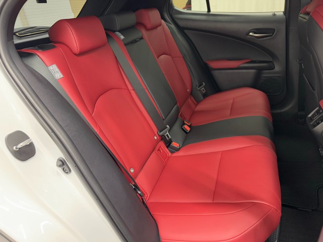 レクサス UX250h F SPORT