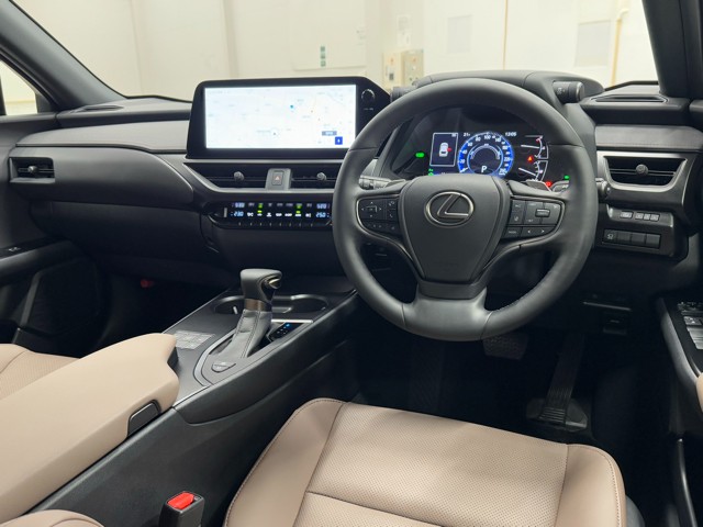 レクサス UX250h グレイスフルExplor
