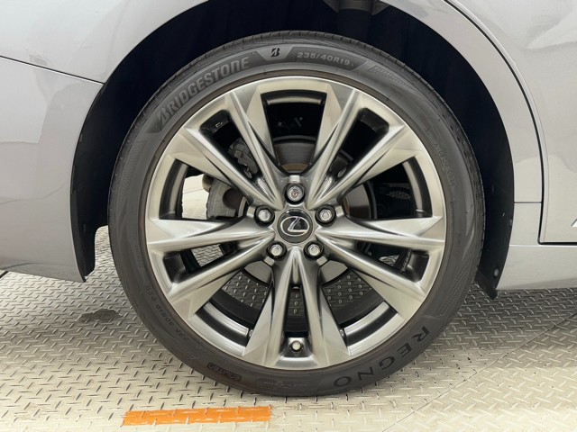 レクサス ES300h Fスポーツ