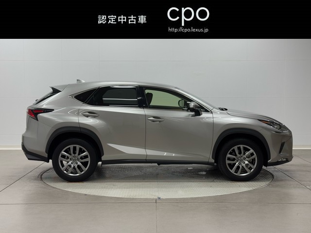 レクサス NX300 VERSIONL