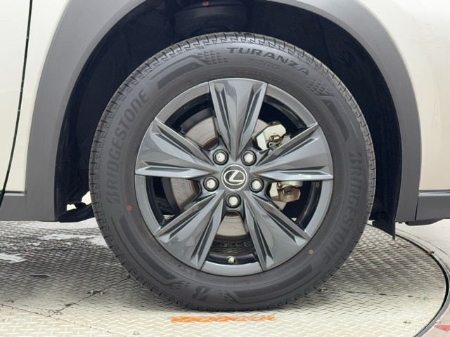 レクサス UX250h バージョンC