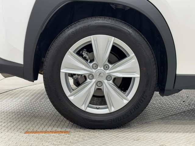 レクサス UX250h バージョンC