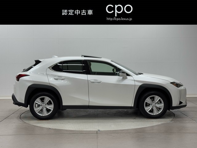 レクサス UX250h バージョンC