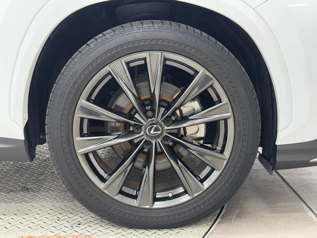 レクサス NX450h+ Fsport