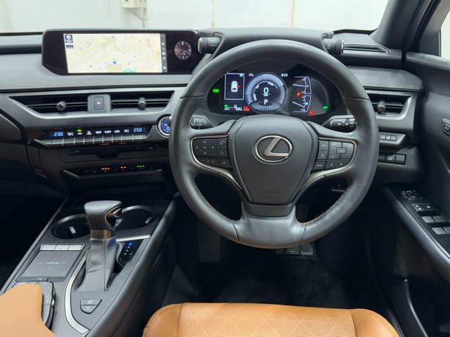 レクサス UX250h VER L