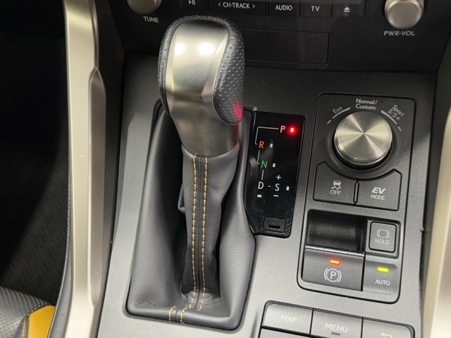 レクサス NX300h Fスポーツ