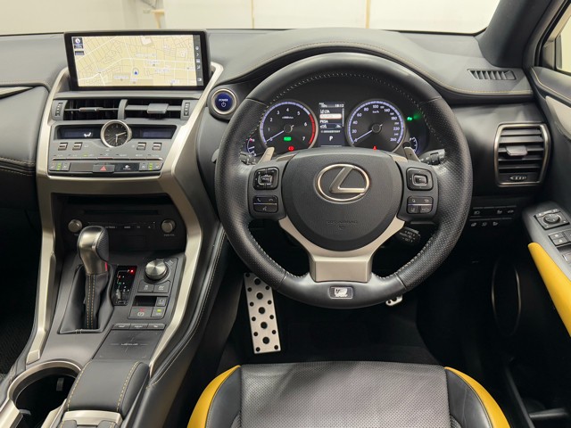 レクサス NX300h Fスポーツ