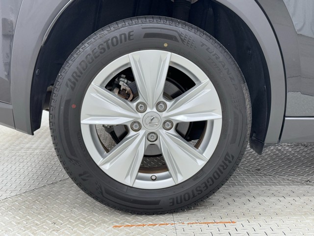 レクサス UX200 バージョンC