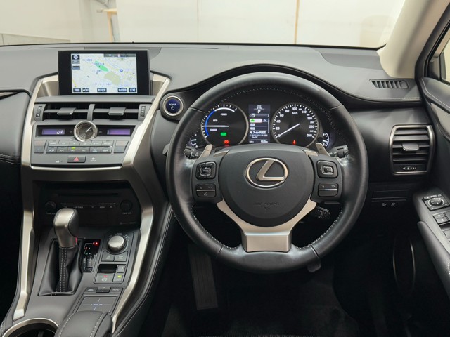 レクサス NX300h