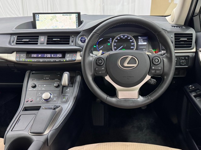 レクサス CT200h バージョンC