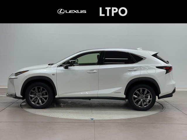 レクサス NX300h Fスポーツ