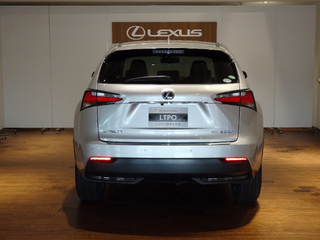 レクサス NX300h VER-L