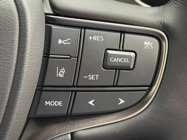 レクサス UX200 グレイスフルエクスポロー