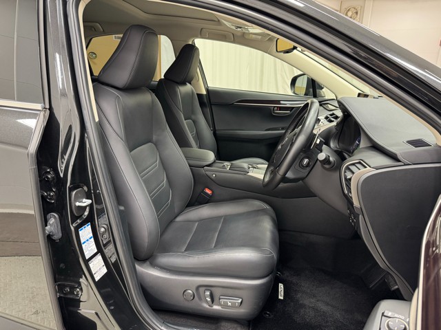 レクサス NX300h VER-L