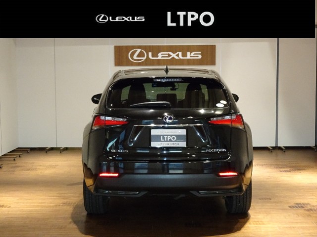 レクサス NX300h F SPORT