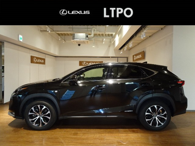 レクサス NX300h F SPORT
