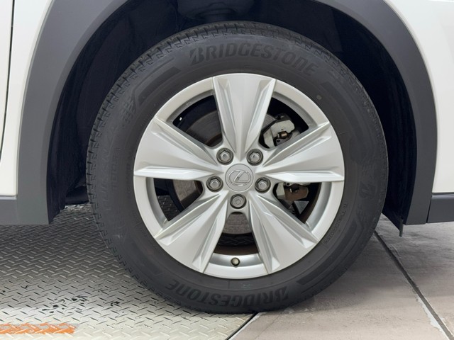 レクサス UX250h バージョンC