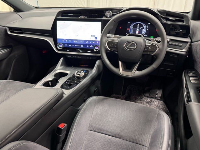 レクサス RZ450e バージョンL