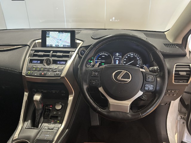 レクサス NX300h バージョンL