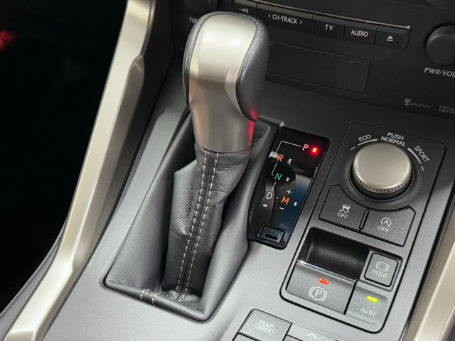 レクサス NX200t VER-L