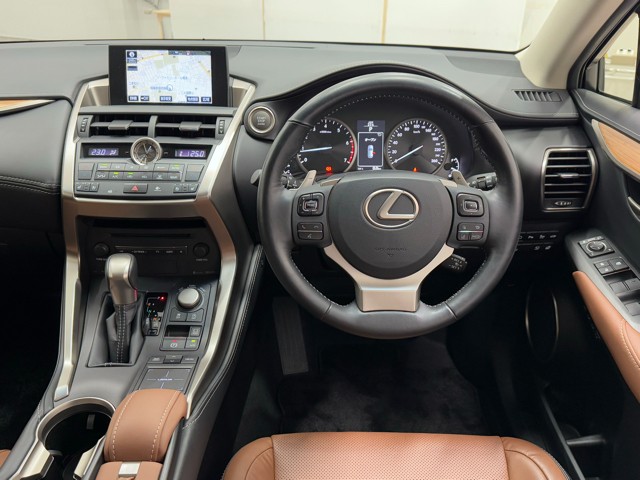 レクサス NX200t VER-L