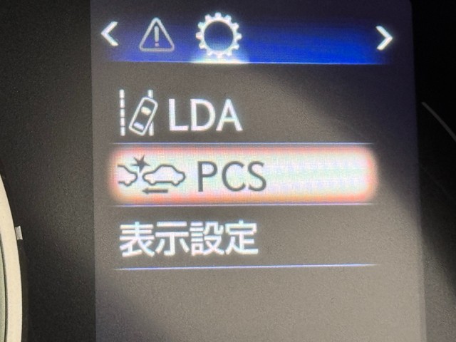 レクサス CT200h Fスポーツ