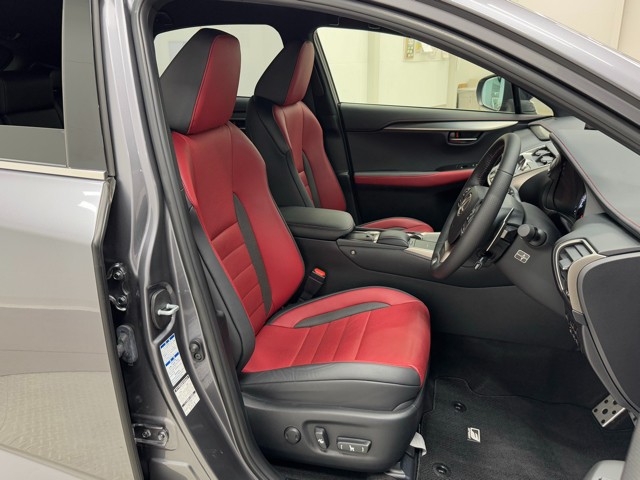 レクサス NX300 F SPORT