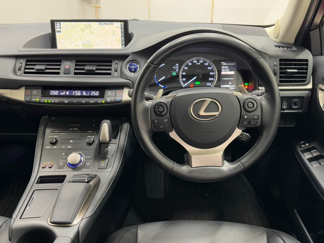 レクサス CT200h VER-L
