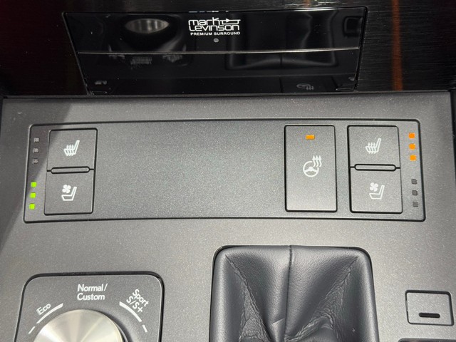 レクサス IS300h F SPORT