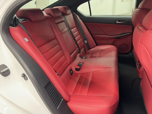 レクサス IS300h F SPORT