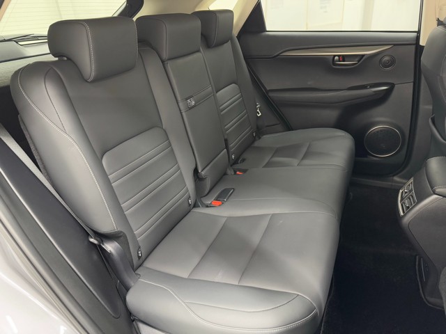 レクサス NX300h I-PKG