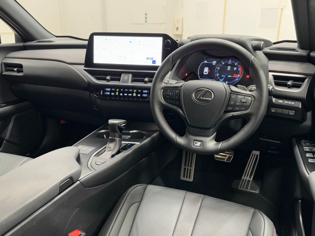 レクサス UX200 F SPORT