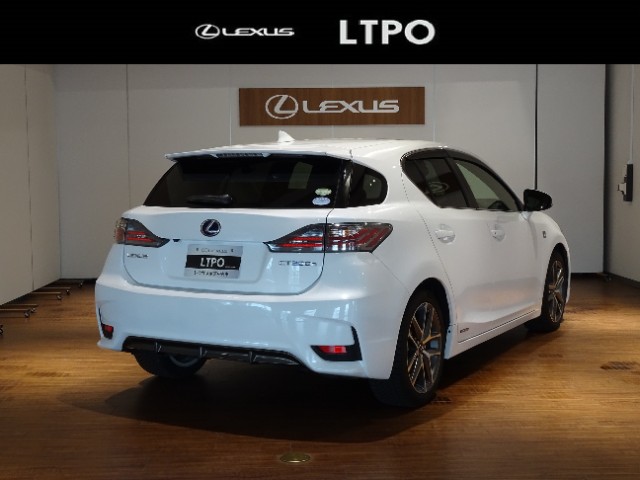 レクサス CT200h F SPORT