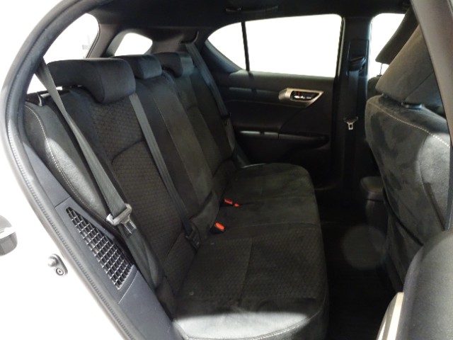 レクサス CT200h F SPORT