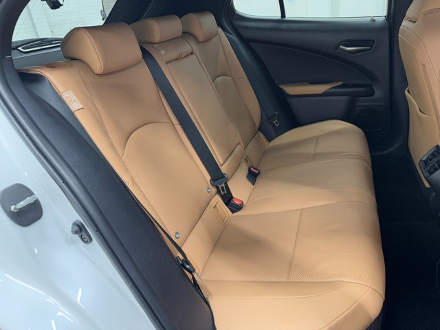 レクサス UX250h バージョンL