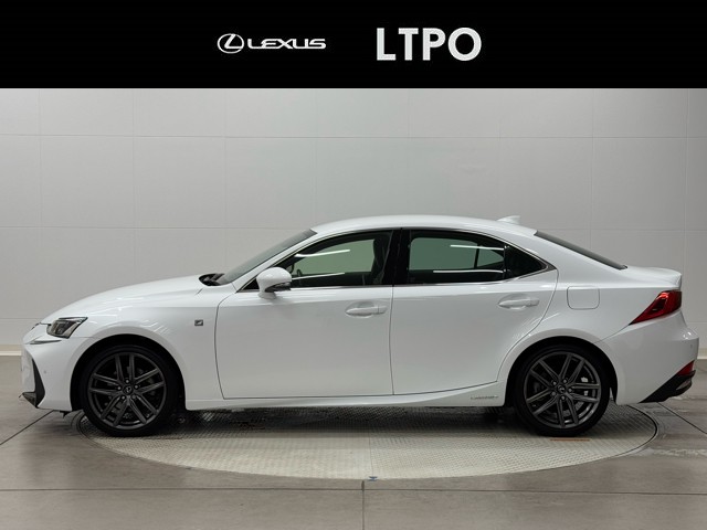 レクサス IS300h F SPORT