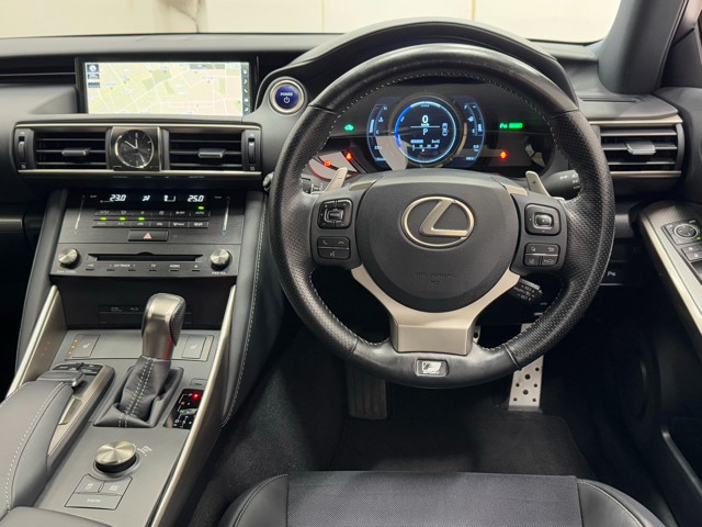 レクサス IS300h F SPORT