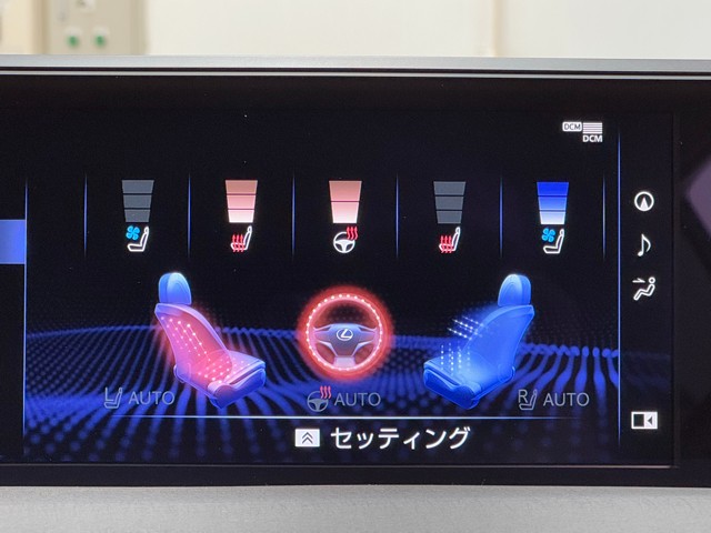 レクサス UX300e バージョンL