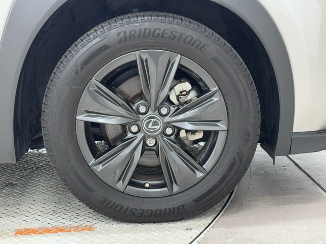 レクサス UX250h バージョンC