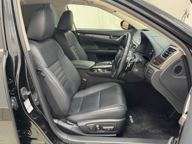 レクサス GS300h Iパッケージ
