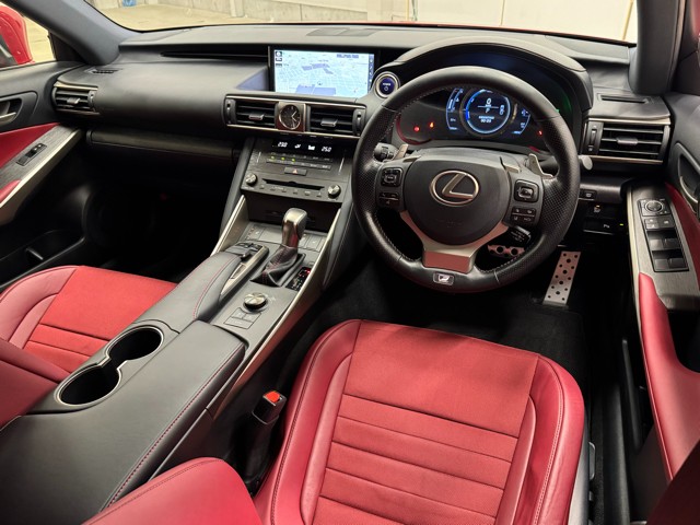 レクサス IS300h FSPORT