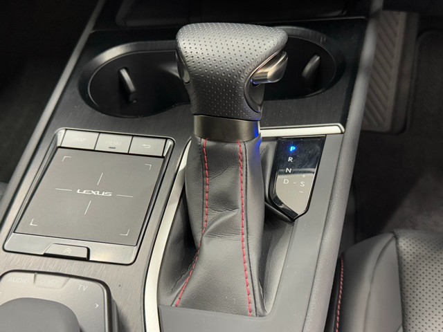 レクサス UX250h FSPORT