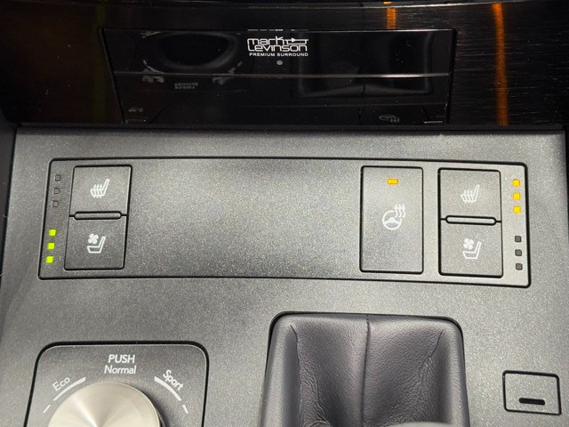 レクサス IS300h Ver-L